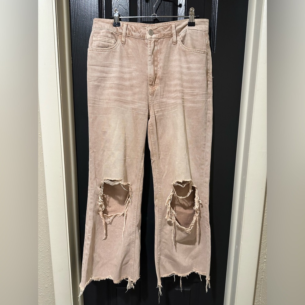 Vervet Distressed, Crop, Wide Leg, Pink/Beige Jeans, Sz 28. Cute & neutral! 🍂🍁